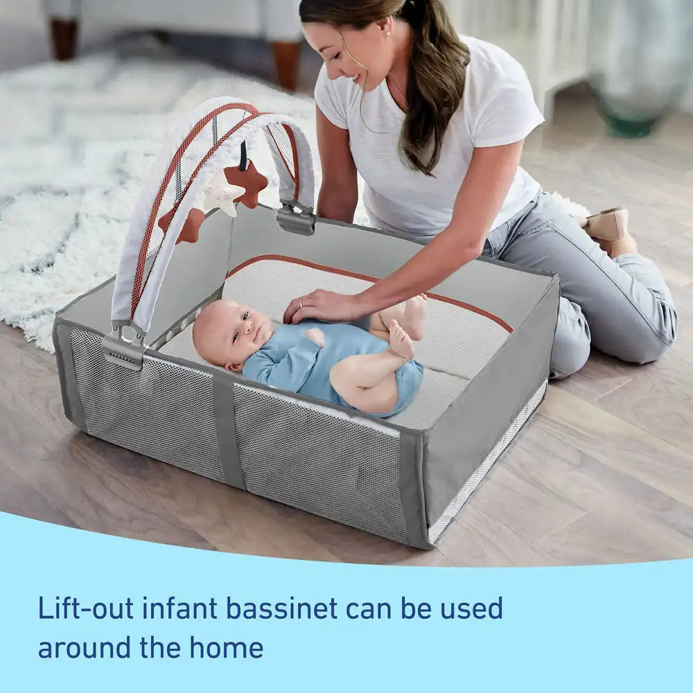 Pack ‘n Play® Anywhere Dreamer™ Playard